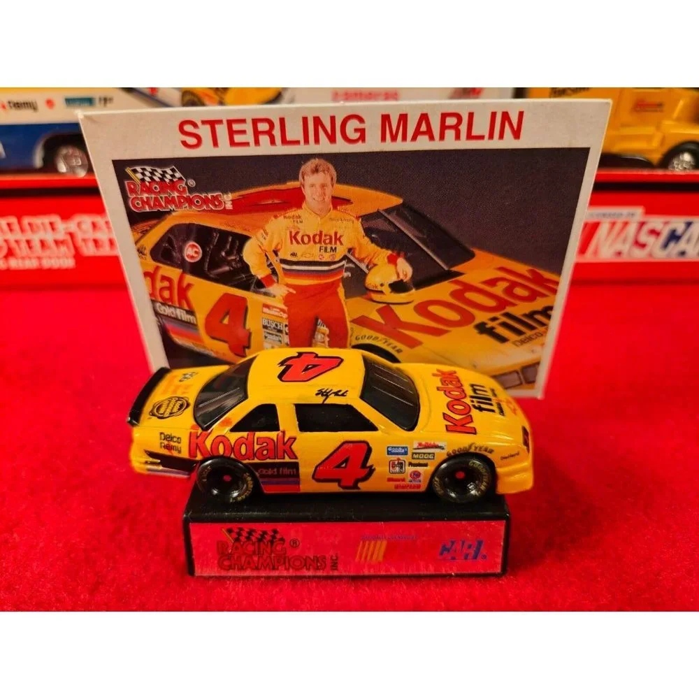 STERLING MARLIN NASCAR TRANSPORTER BUNDLE w/MATCHING STOCKCAR & PLAYER‎ CARD